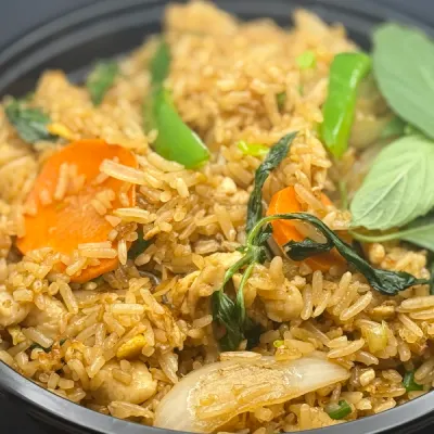 basil fried rice with bell pepper, carrot and onion