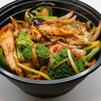 kung pao stir fry with peanuts, onion and bell pepper